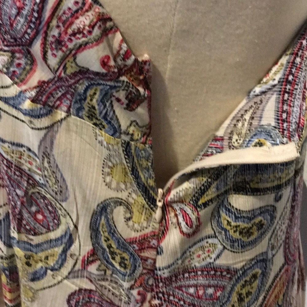 Beautiful Paisley Boho Maxi Dress Host Pick🎉 - Picture 6 of 8